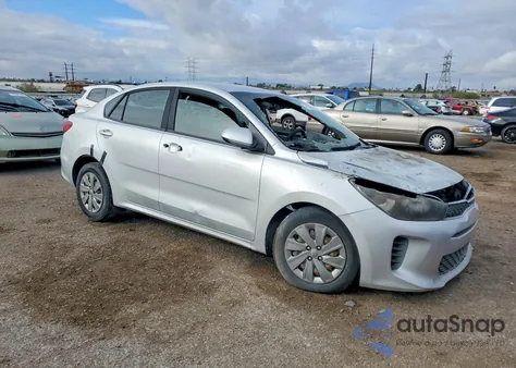 2019 Kia Rio S z USA, uszkodzony, nr VIN 3KPA24AB2KE233376